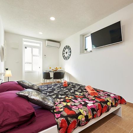 Studio Apartment Bascan Трогир Екстериор снимка